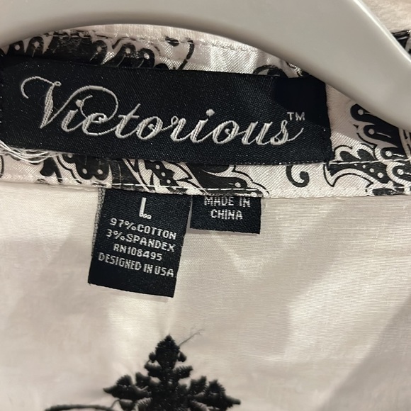 Victorious Embellished Button Down Shirt Size L - Picture 7 of 7